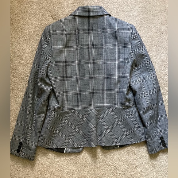 Banana Republic plaid wool peplum blazer, size 4 - Picture 11 of 16